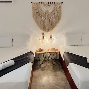 And Kab Hotel